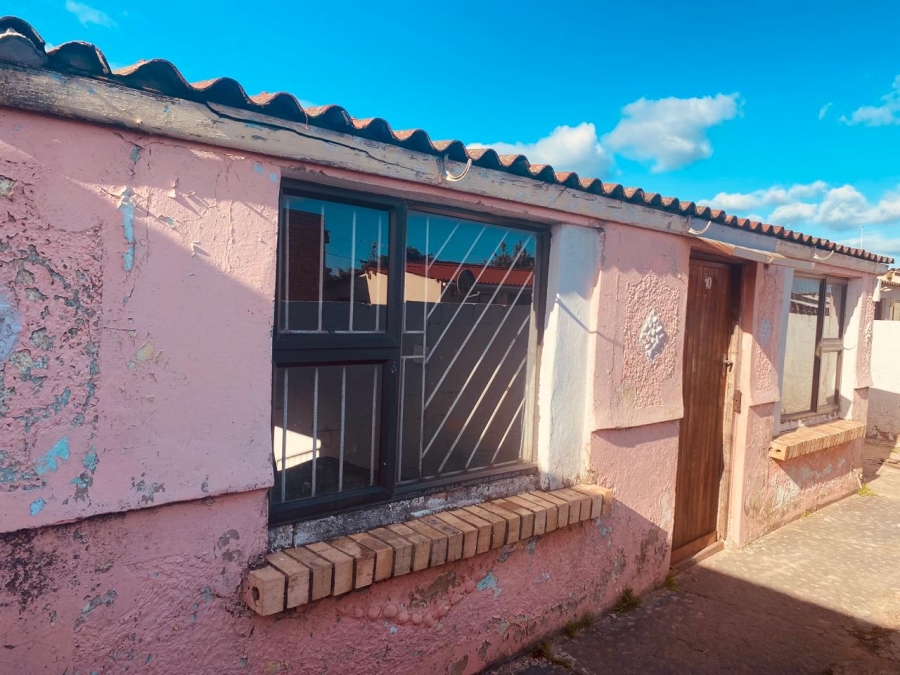 11 Bedroom Property for Sale in Kwazakhele Eastern Cape